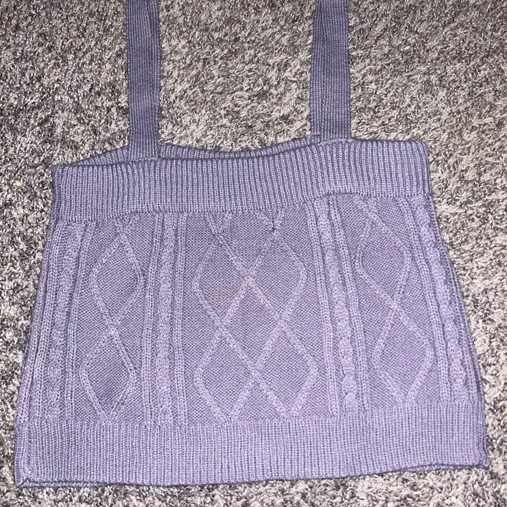 lavender tanktop - Picture 2 of 2